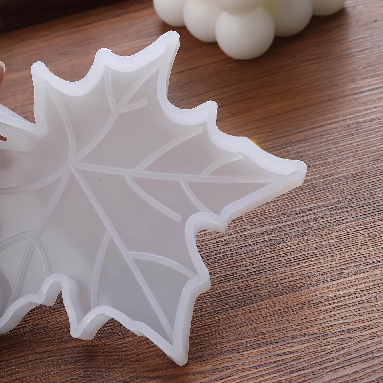 1PC Maple Leaf shaped Silicone - Candle Making Supplies For Beginners 评论和价格