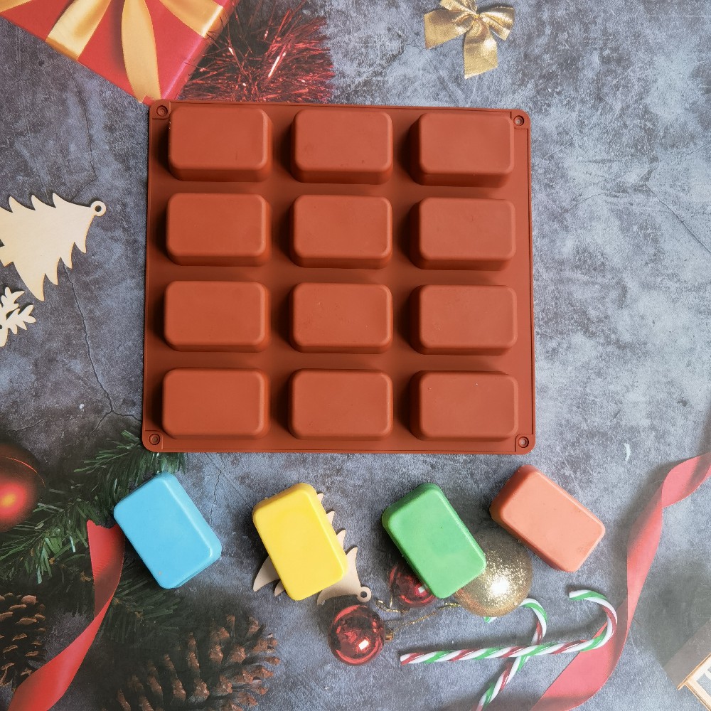 12 Cavity Square Silicone Soap - Candle Making Supplies For Beginners 评论和价格