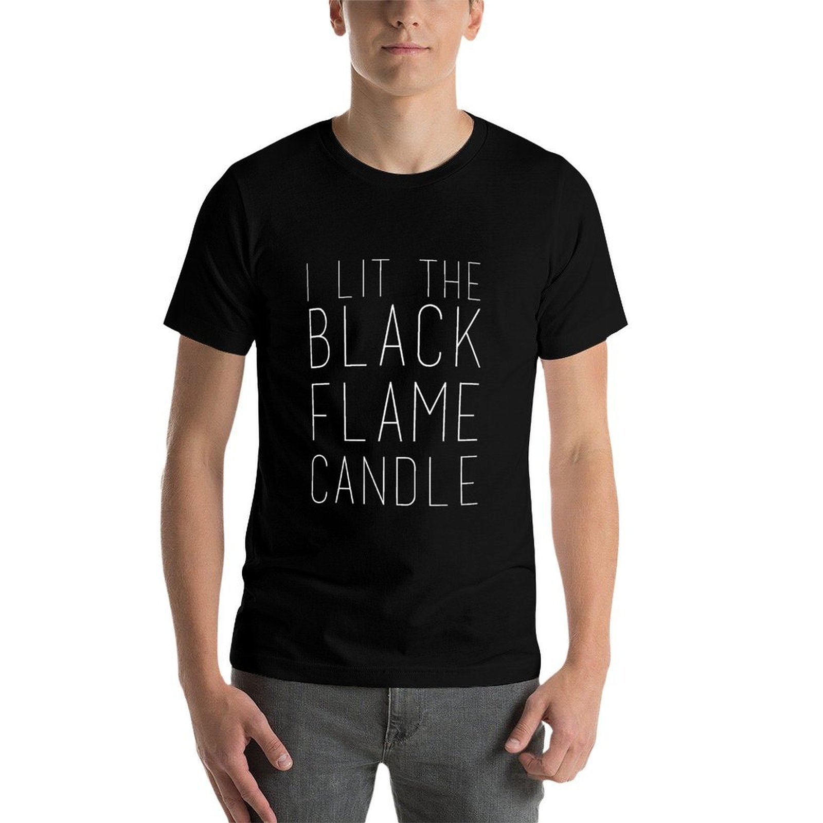 Black Flame Candle (White) T-S - Black Tin Candle 评论和价格